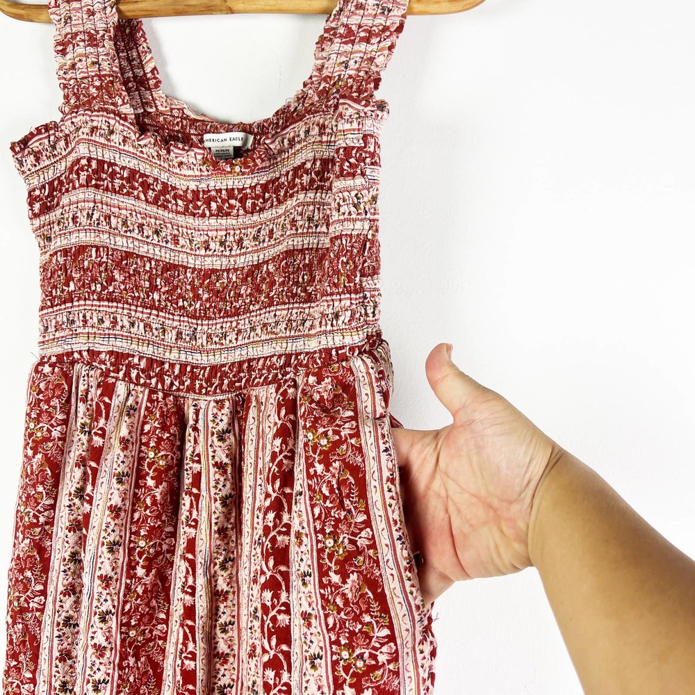 American Eagle pink ditsy floral smocked romper Size Medium - Picture 5 of 6